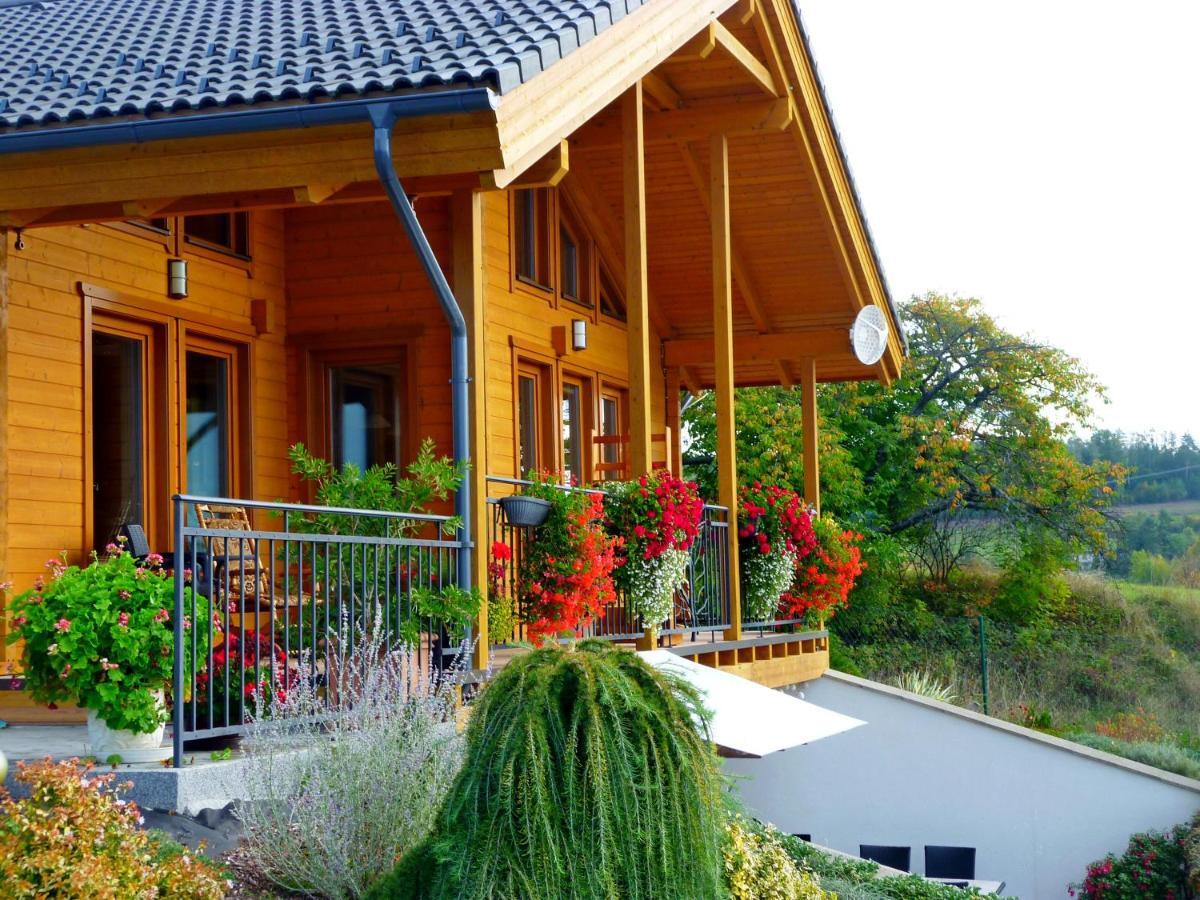 Apartman Aradise Turnov Exterior foto